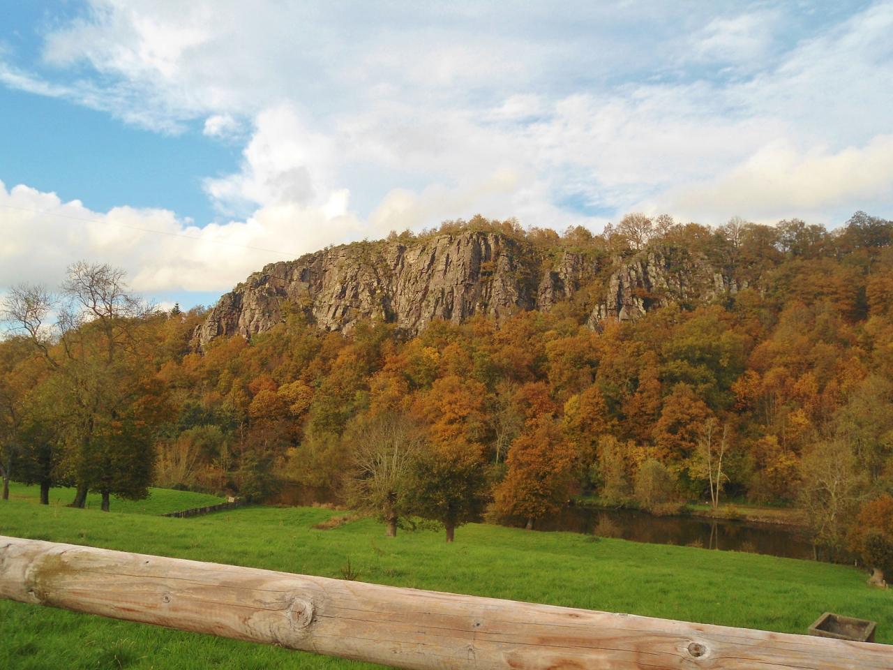 Les rochers en mode automne